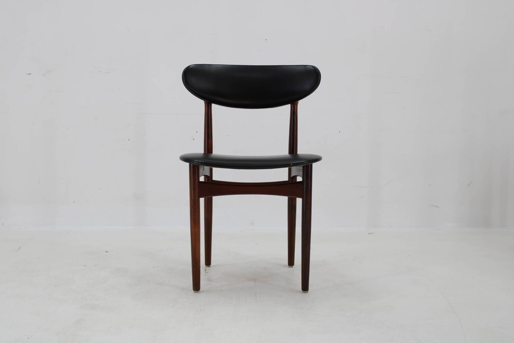 1960s Set of Six Scantic Mobelvaerk Dining Chairs in Leatherette, Denmark