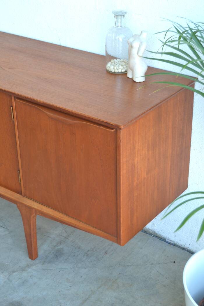 Sideboard by Jentique – “wave” handles * 183 cm