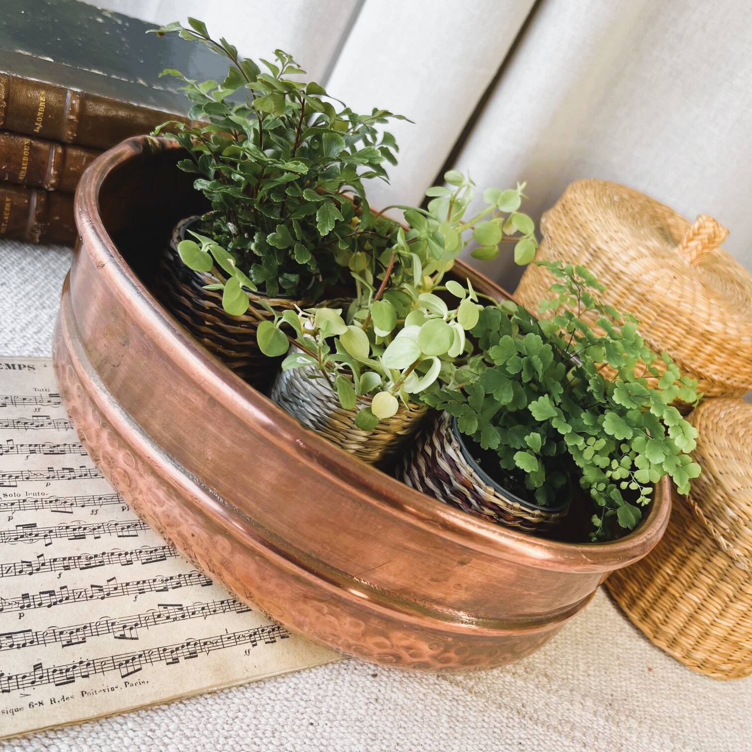 Oval hammered copper planter