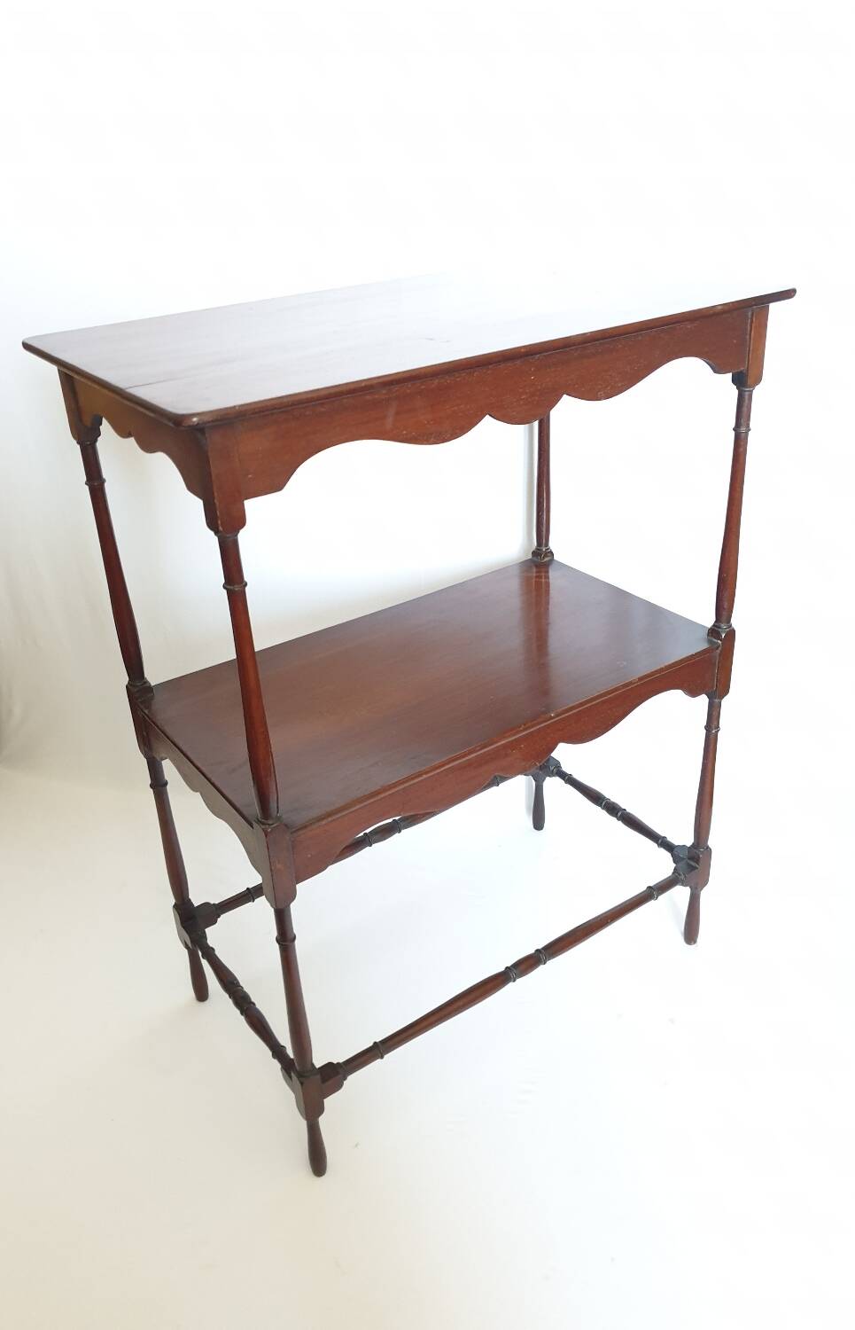 Double shelf console English furniture