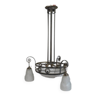 Art Deco chandelier signed Degué – wrought iron and moulded glass