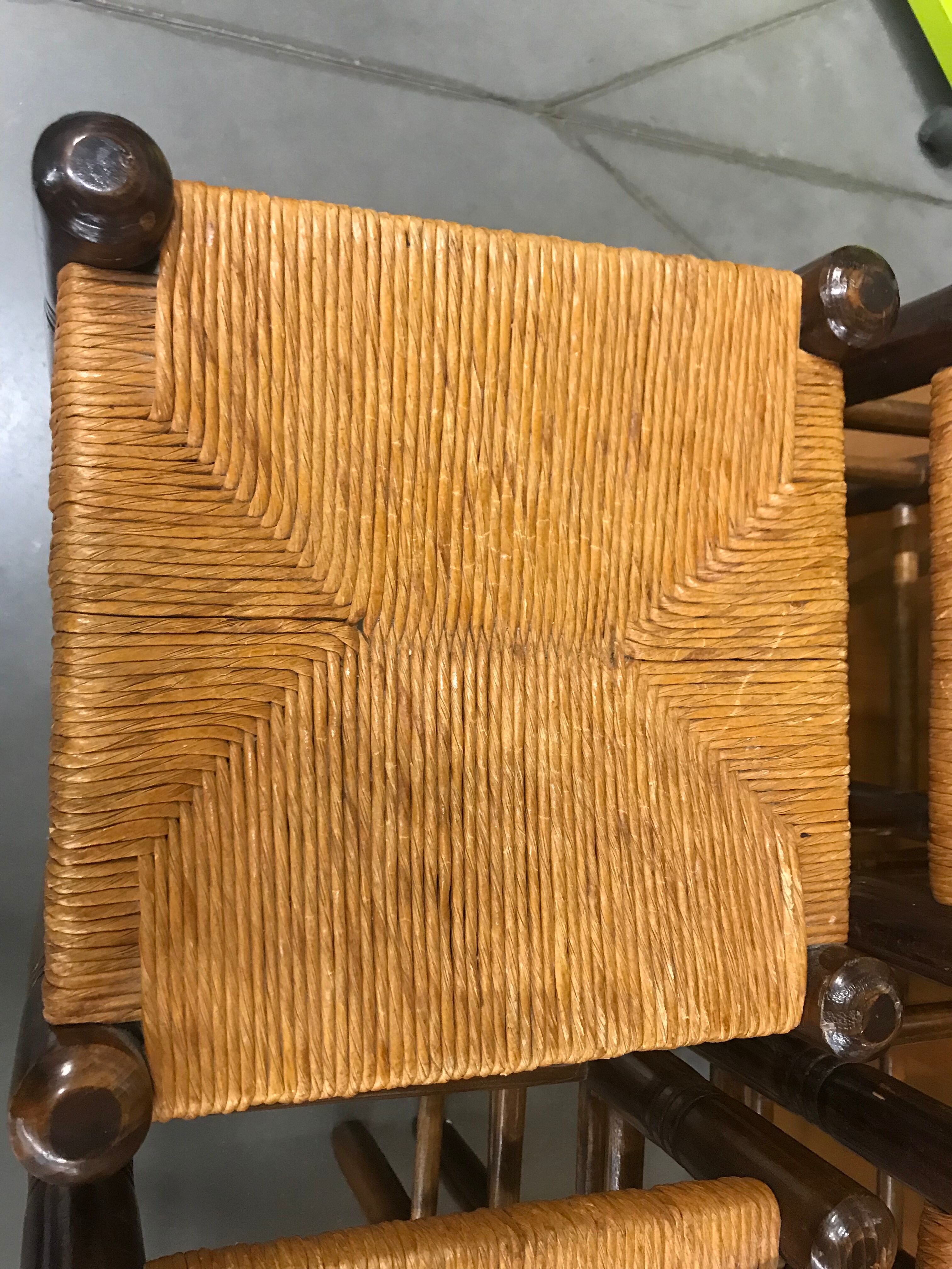 4 wood and mulching bar stools