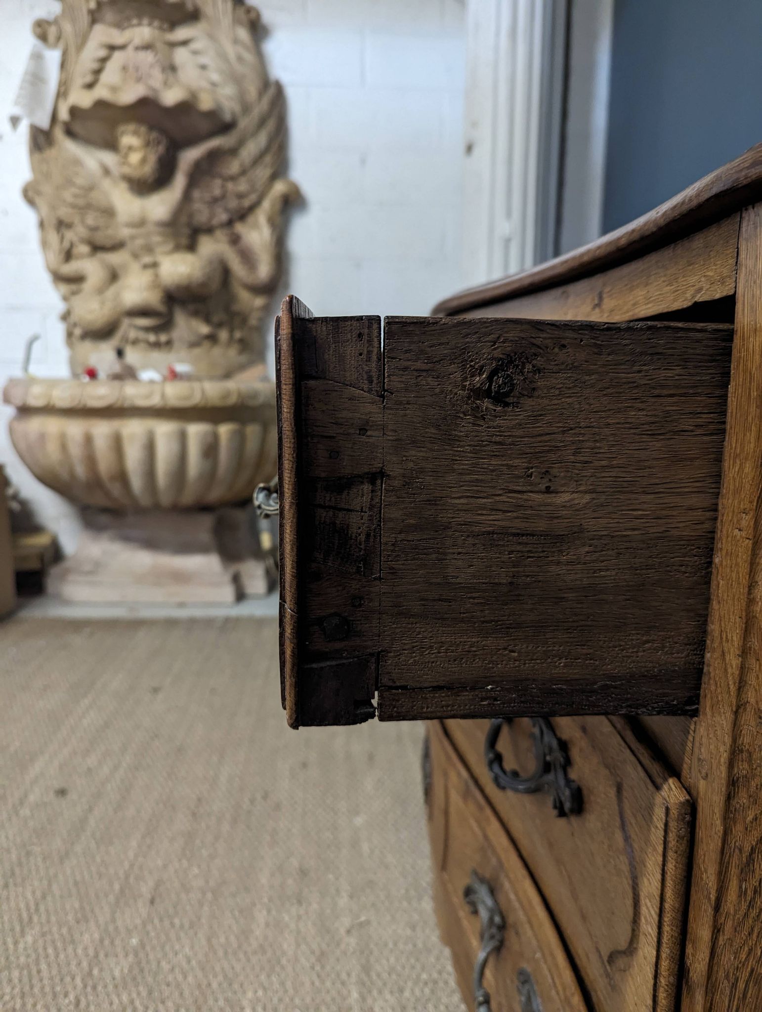 Louis XIV period chest of drawers in oak