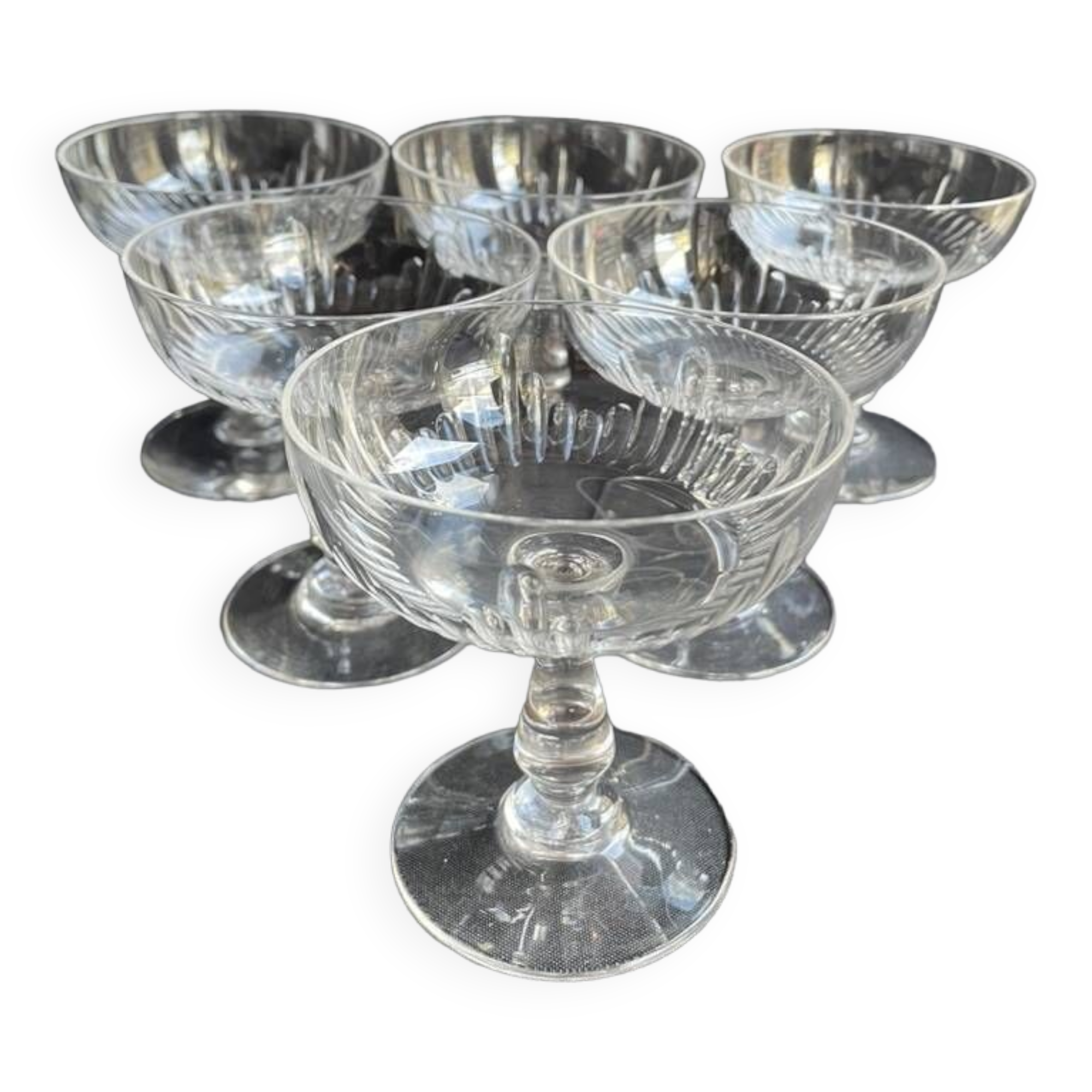 6 Baccarat champagne glasses – Art Nouveau