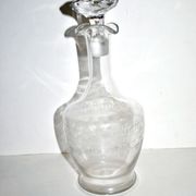 Baccarat crystal decanter engraved with guilloché volute acid 1920