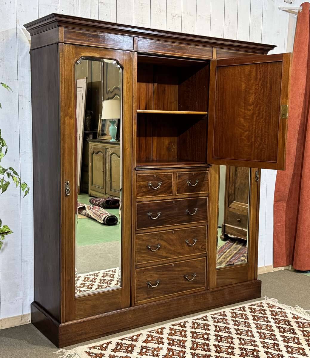 Armoire dressing anglaise en acajou 19ème