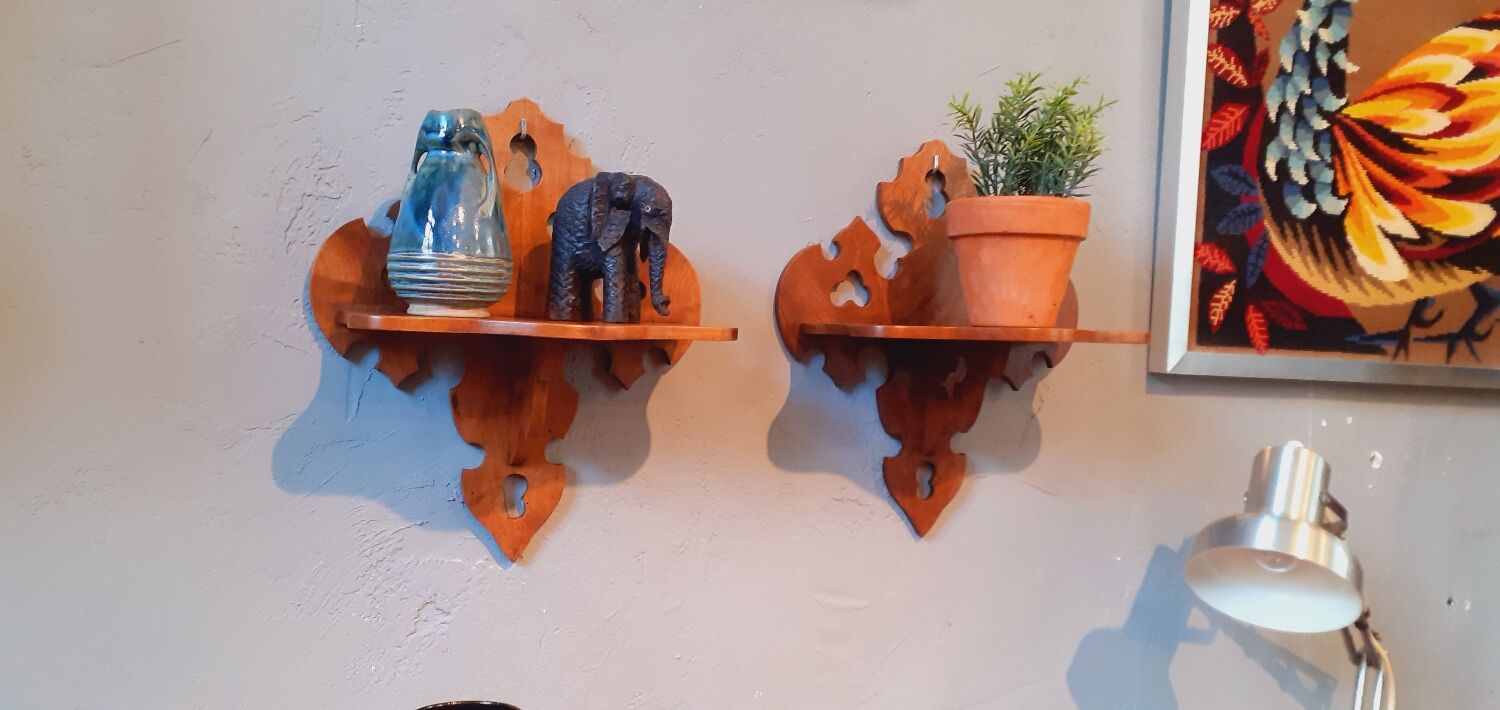 Pair of shelves late nineteenth century in solid walnut style Gothic