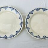 Paire de plats coupe sur pied faience blanc et bleu