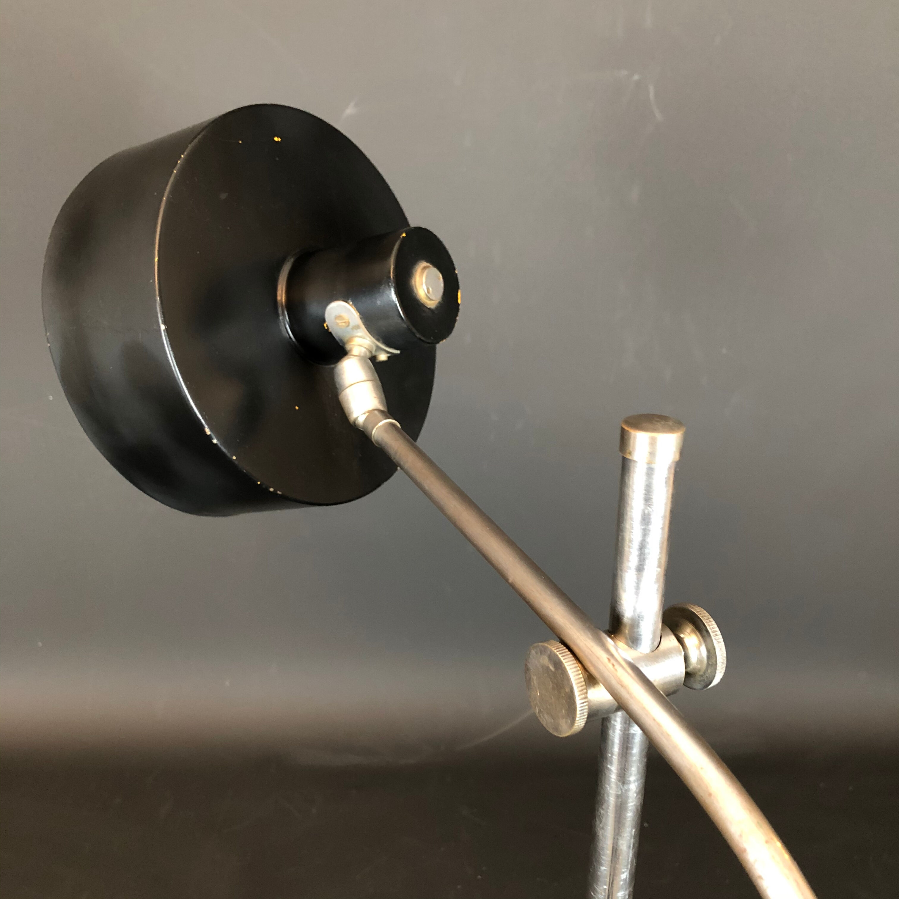 Vintage Italian metal and nickeled brass table lamp from 50s