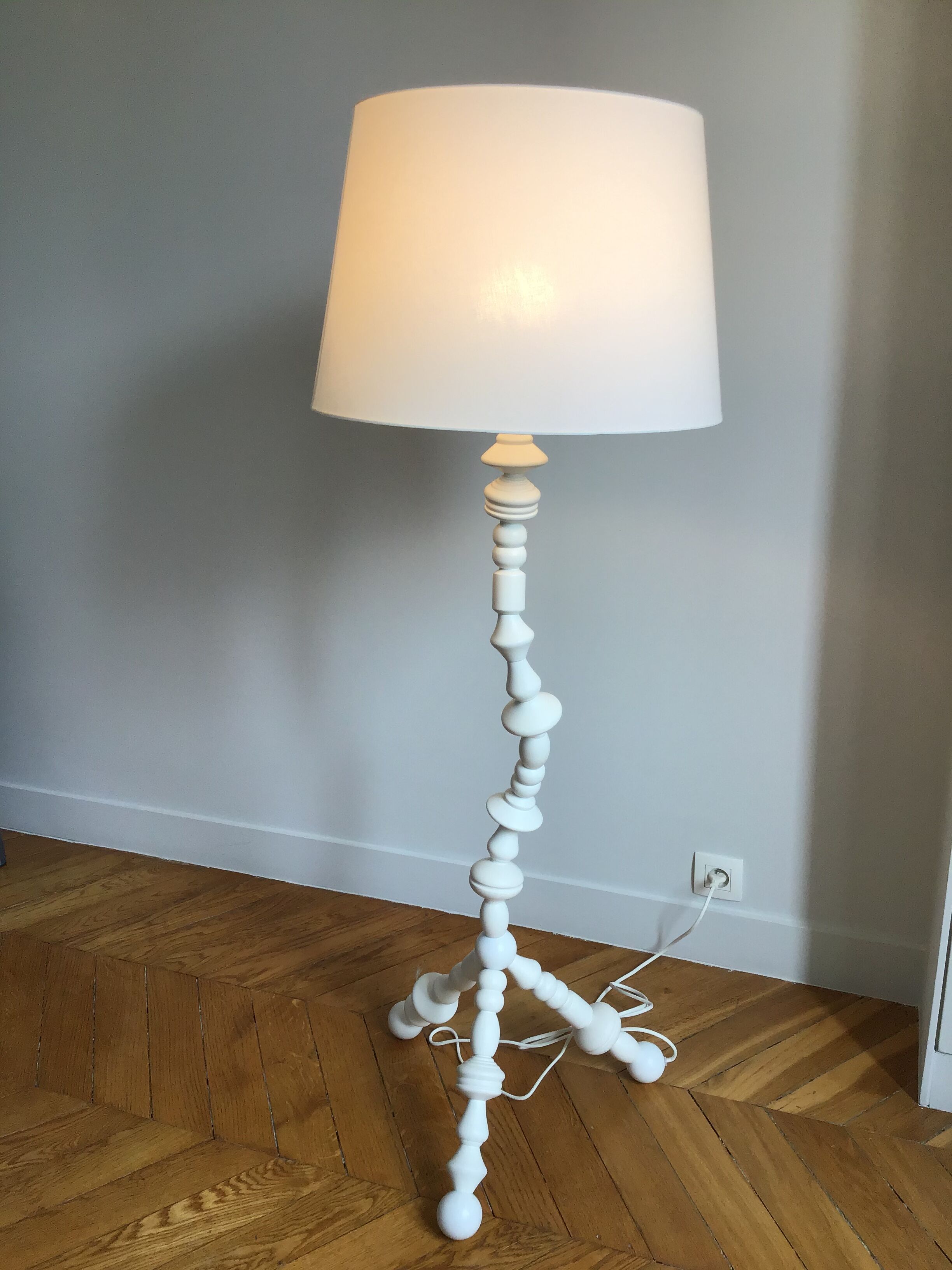 Ikea Svarva standing lamp, white