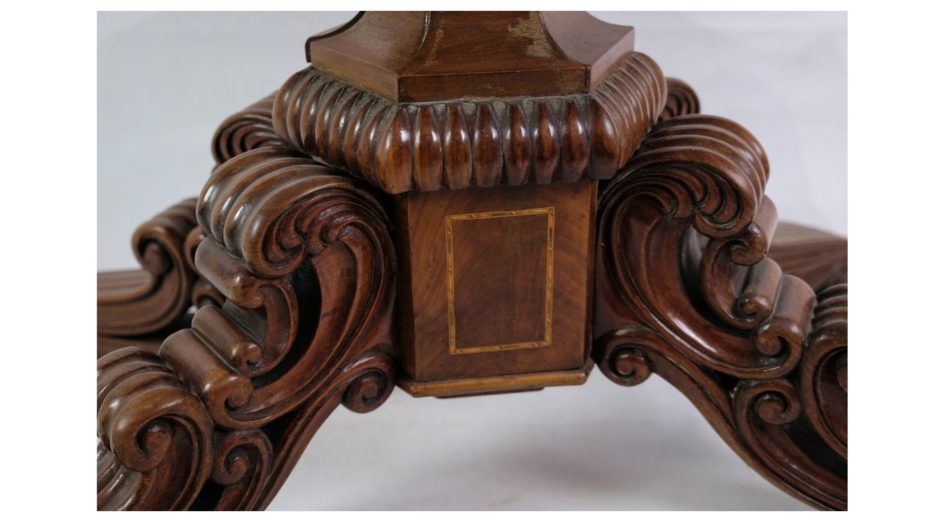 Column Table in Late Empire, 1840