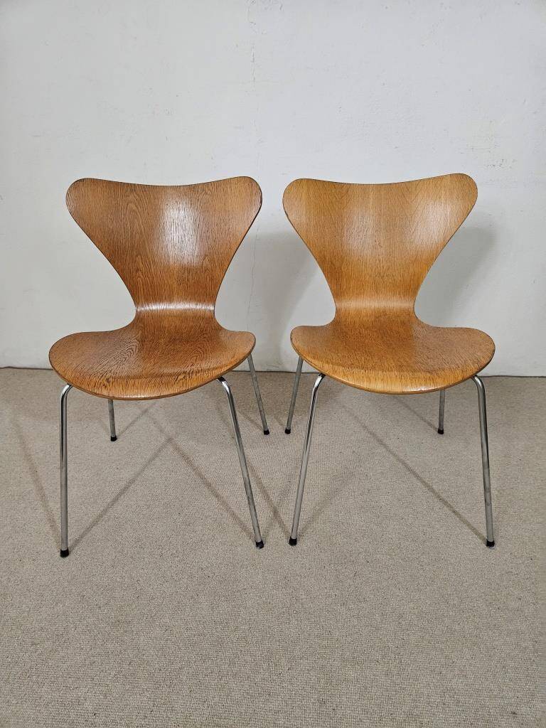 2 Chaises par Arne Jacobsen pour Fritz Hansen 1978