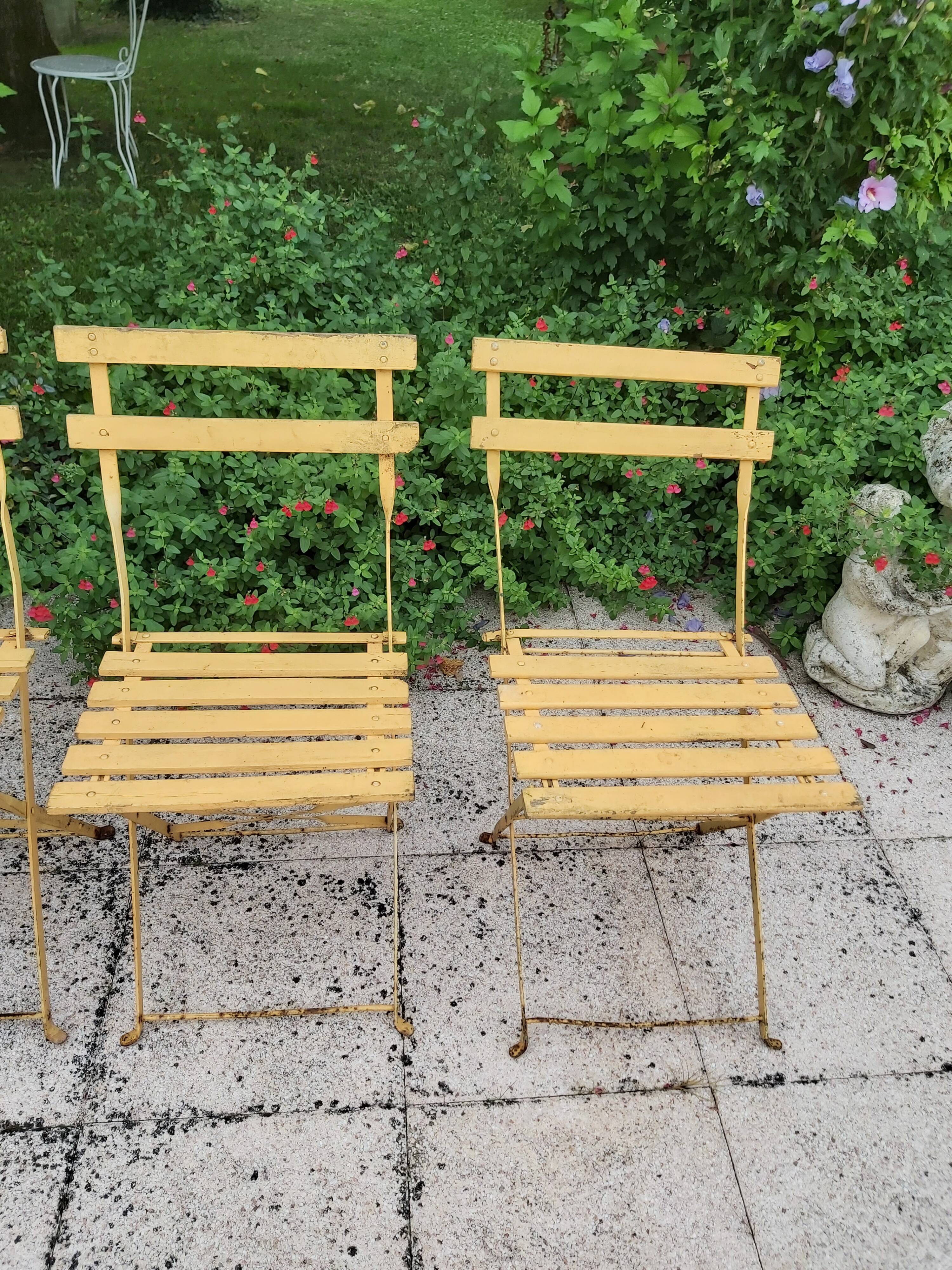 4 folding chairs 50s