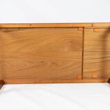 Coffee table in teak with extension plate of Danish design from the 1960s. The table is in great vin