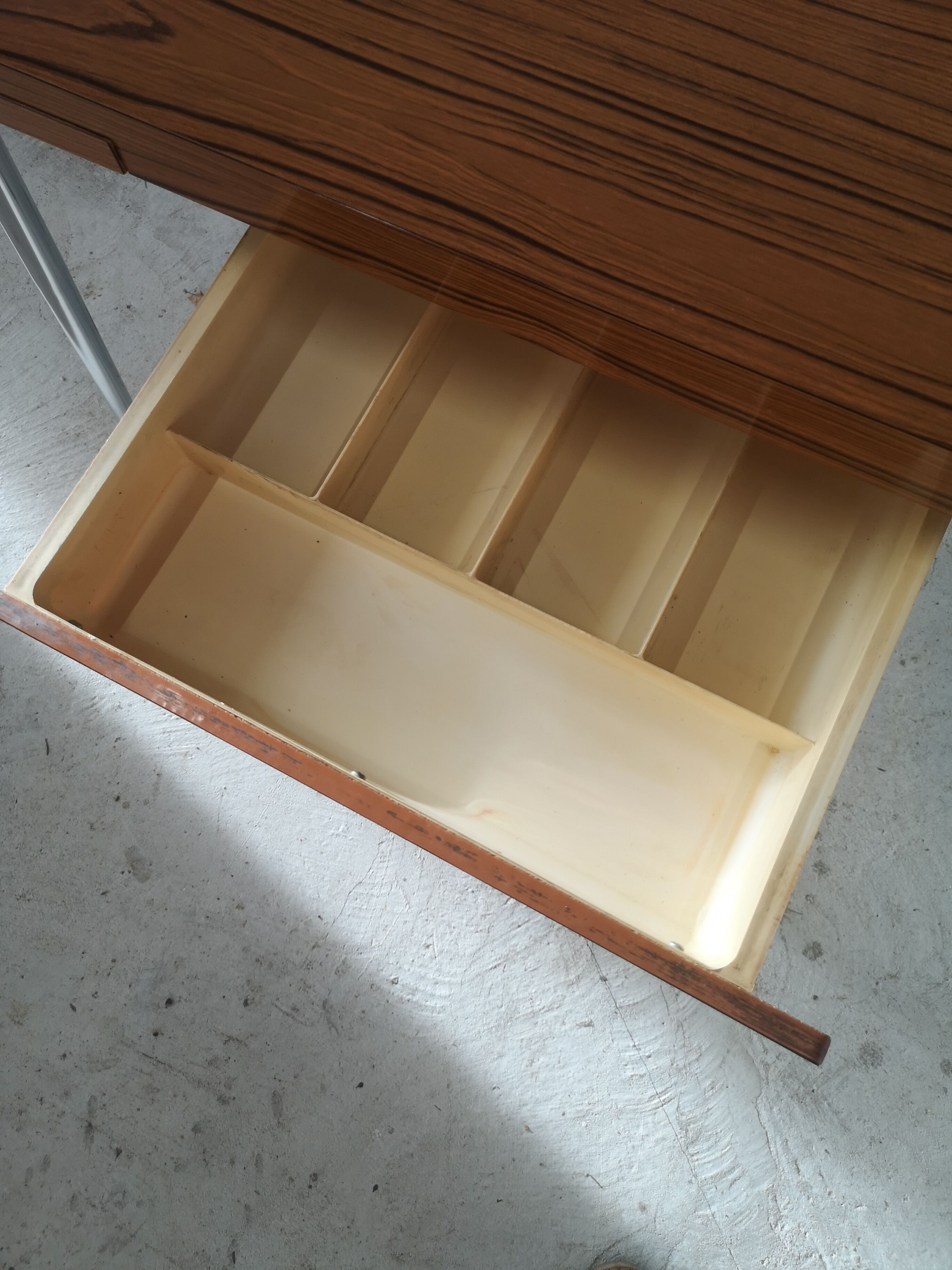 Kitchen table formica 1950s