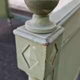 Lacquered Directory bed