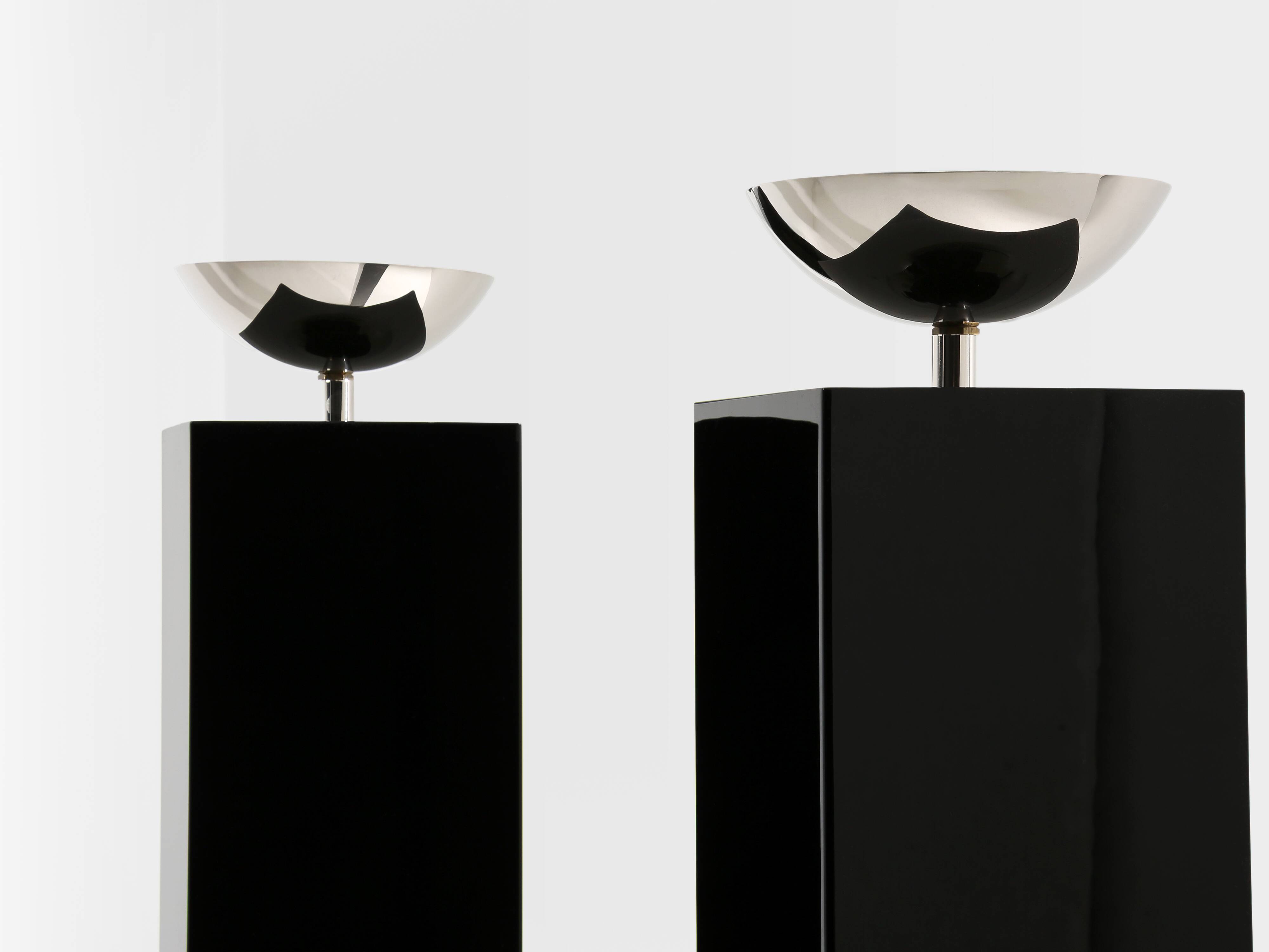 Paire de lampadaires en laque noire et métal nickelé de Michel Boyer, 1979