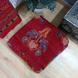 Handmade Berber pouf in wool 60 X 60 X 20 CM