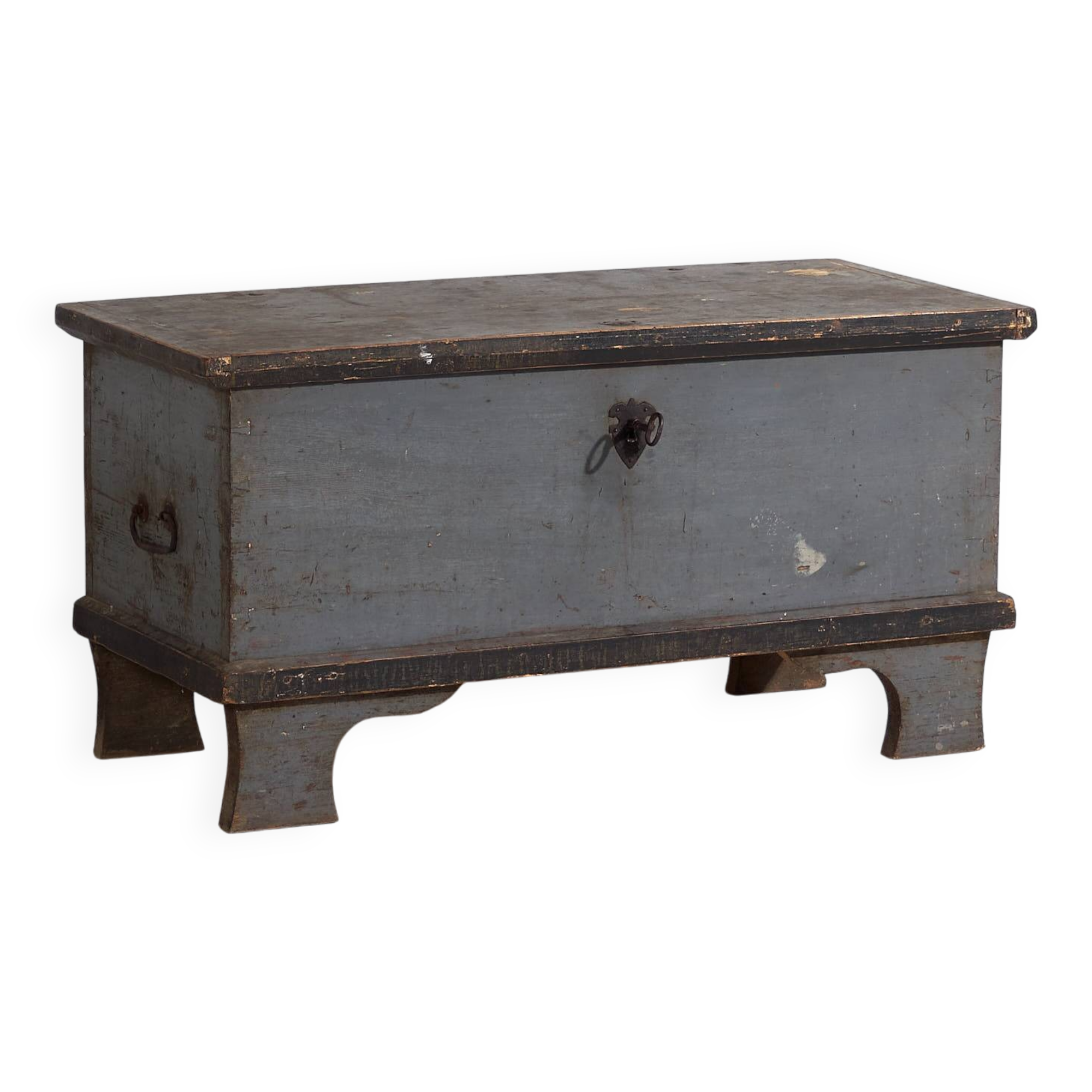 Antique wooden trunk with original lock (c.1900) #16