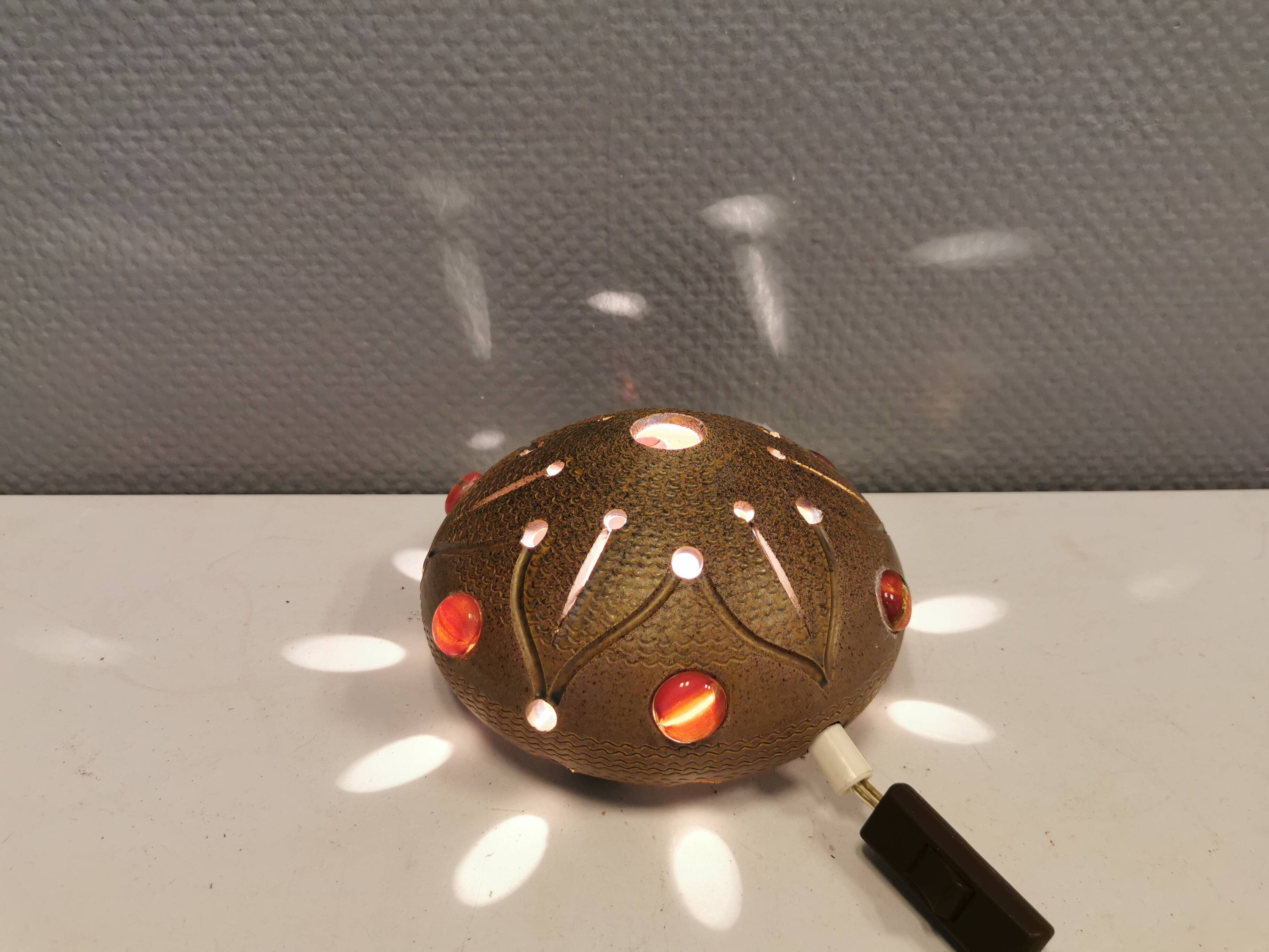 Small ceramic wall lamp (can also be used as a table lamp) space age style. Danish 1970s