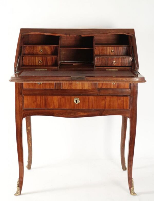 Bureau de pente style Louis XV placage de bois précieux 19ème siècle