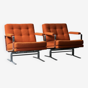 Pair of Karl Erik Ekselius armchair, in orange and chrome Kadrat fabric