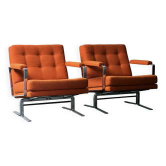 Paire de fauteuil Karl Erik Ekselius, en tissu Kadrat orange et chrome