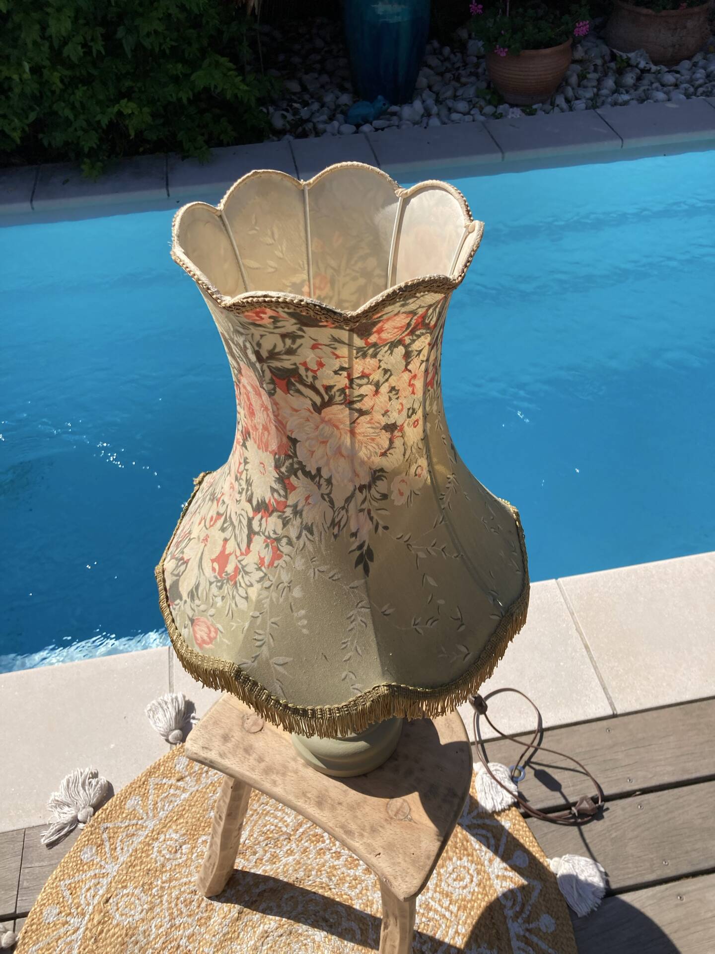 Vintage lamp 🌸 floral / naturalist lampshade