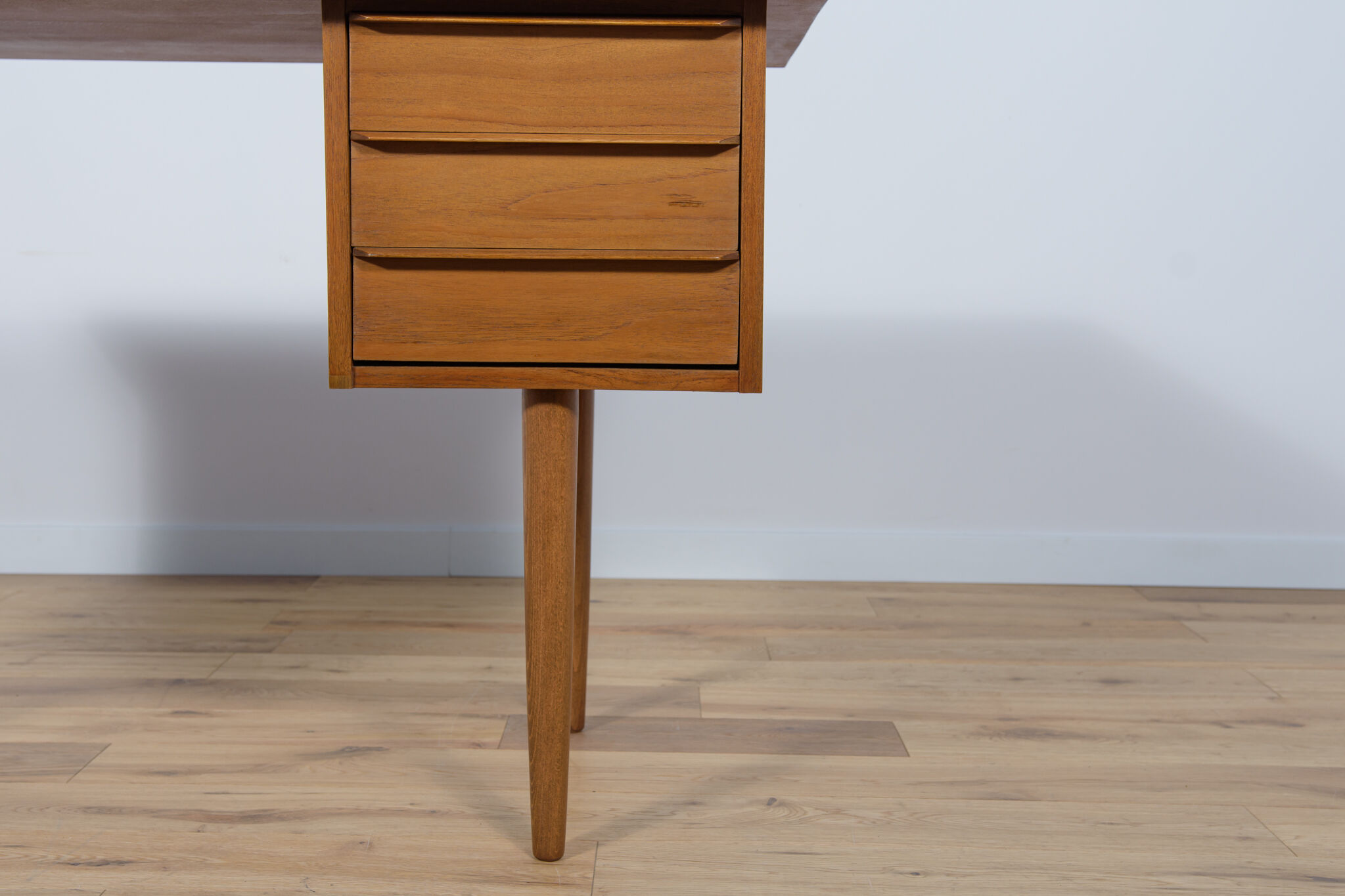 Mid-Century Freestanding Teak Desk, 1960s