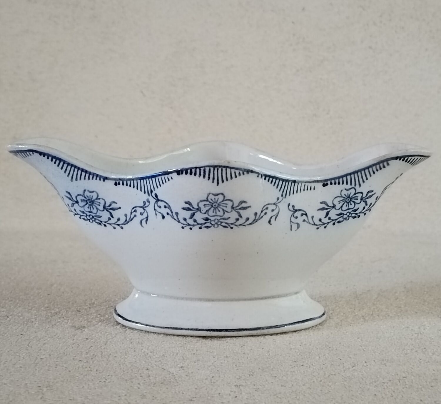 Sauce boat terre de fer Saint Amand