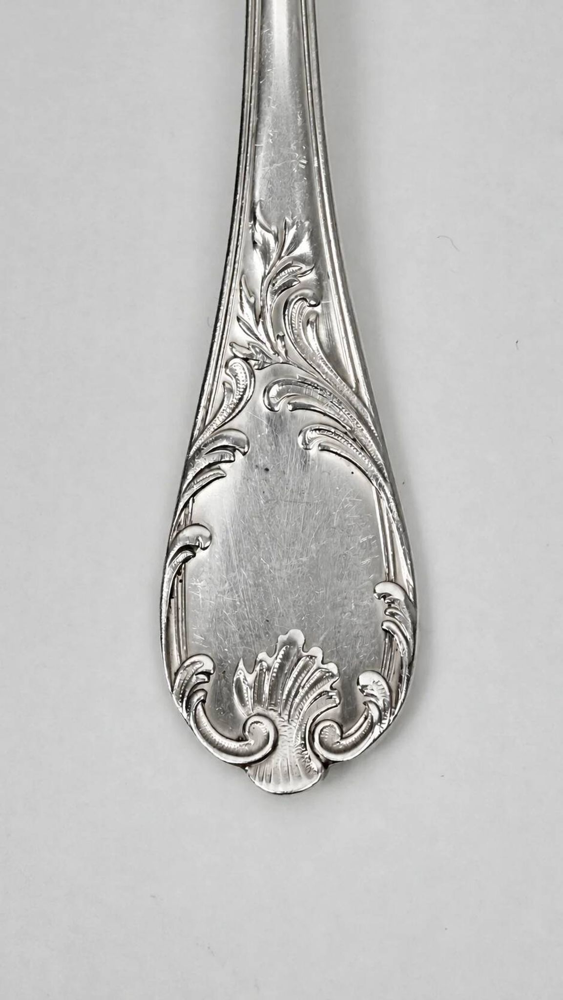 Twelve large table forks Christofle Marly, silver-plated metal.