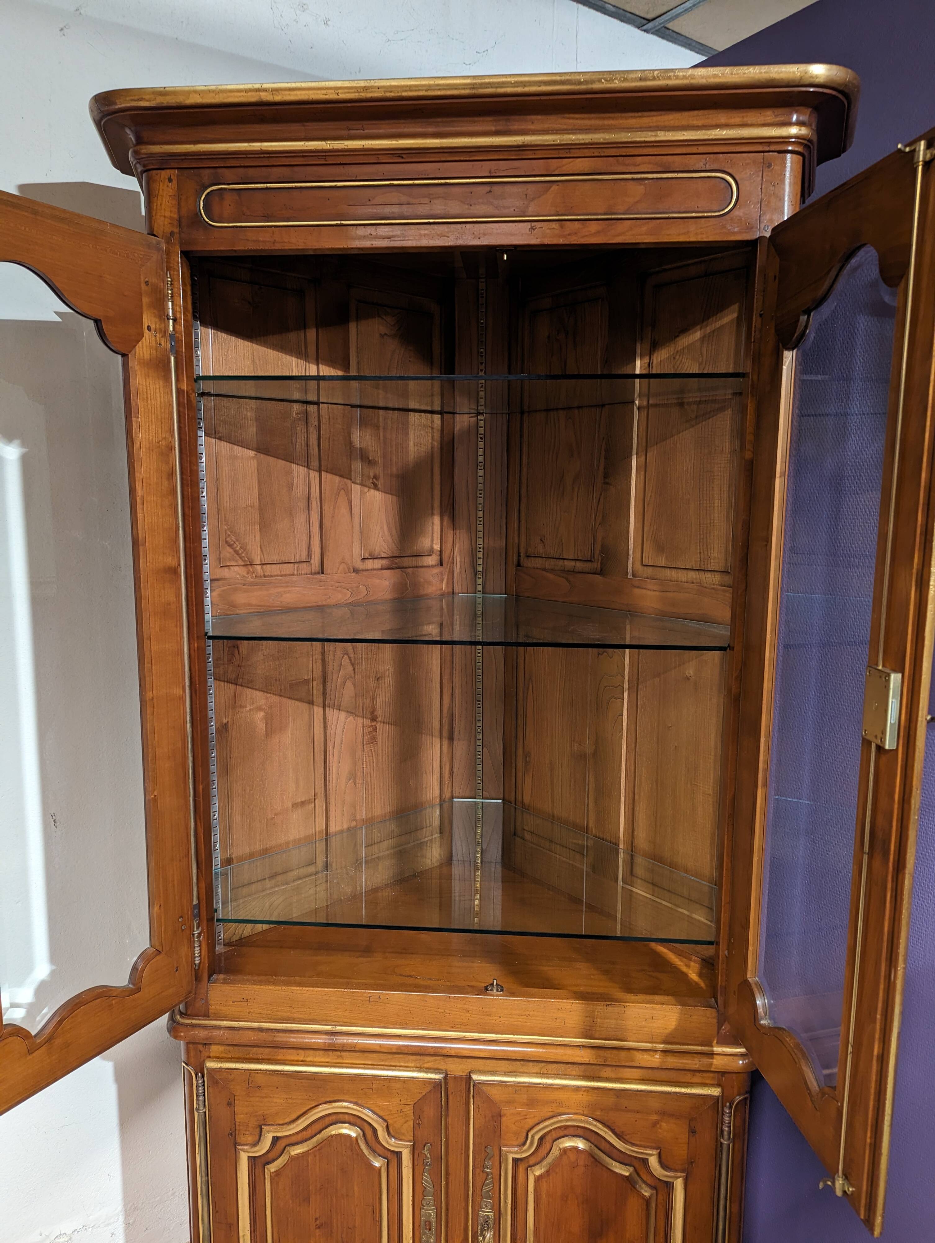 Encoignure louis XV bois doré