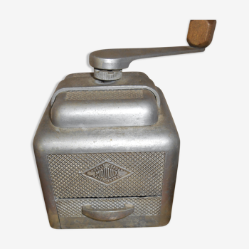 Moulded coffee grinder