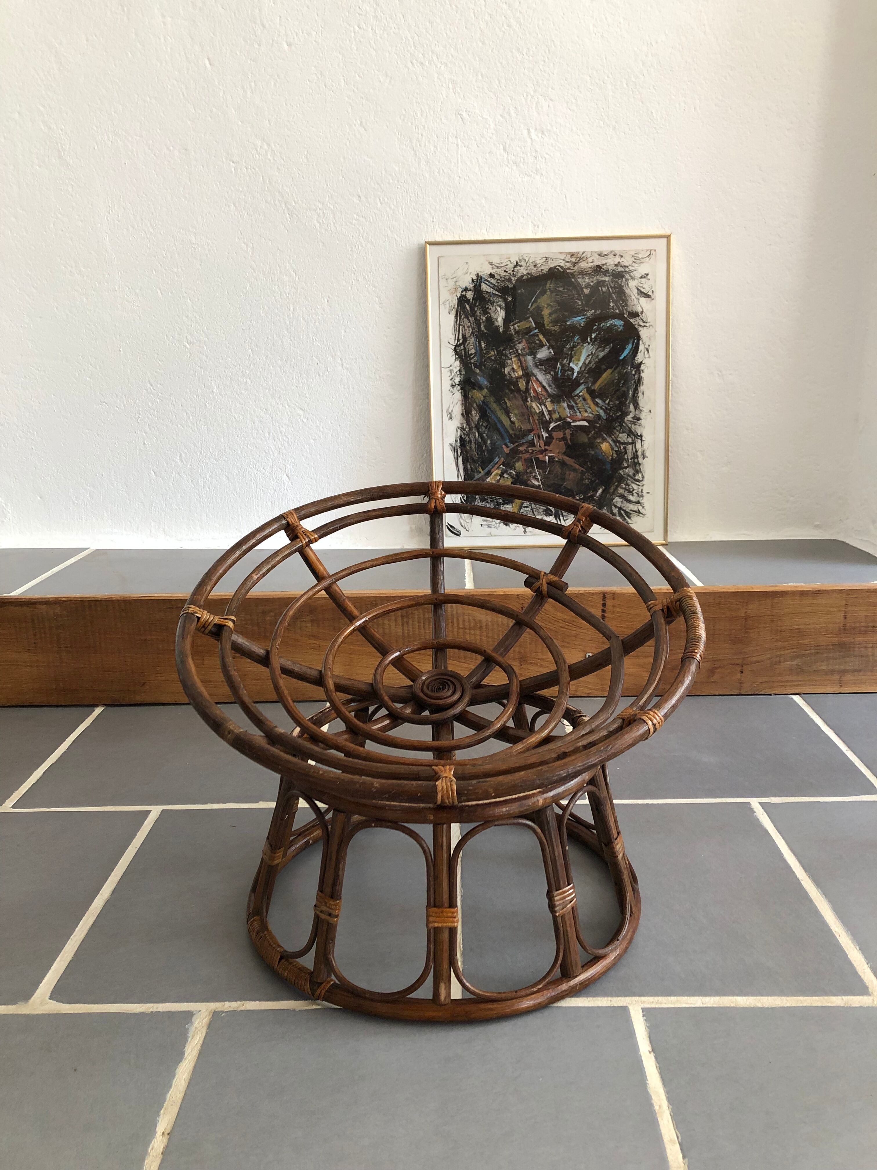 Papasan vintage child