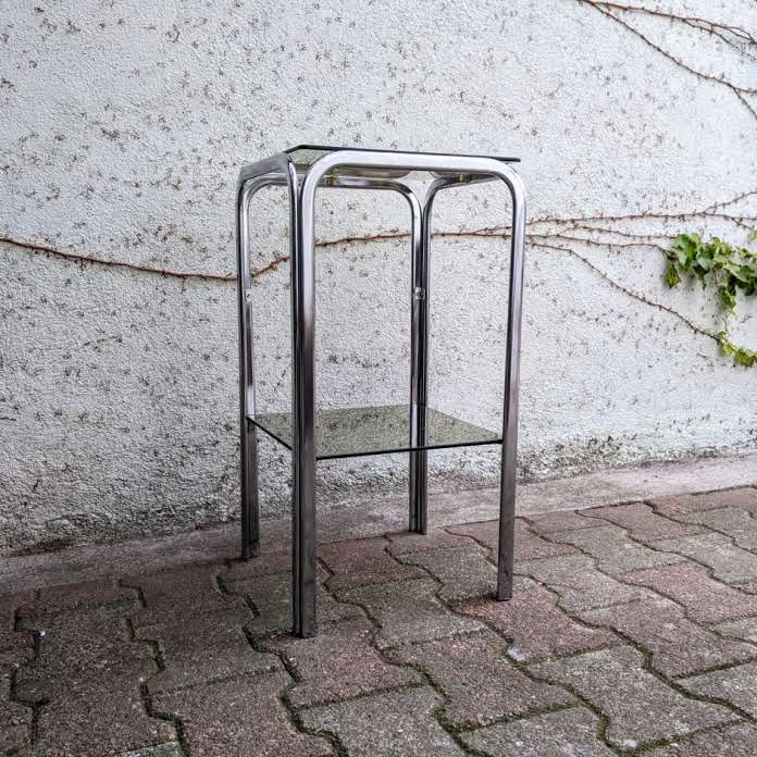 Pedestal table / harness metal and smoked glass 70s