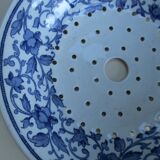 Old ceramic drainer blue décor