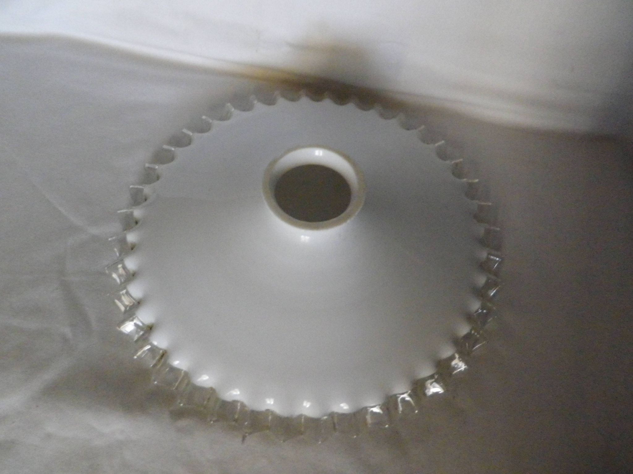 white serrated opaline