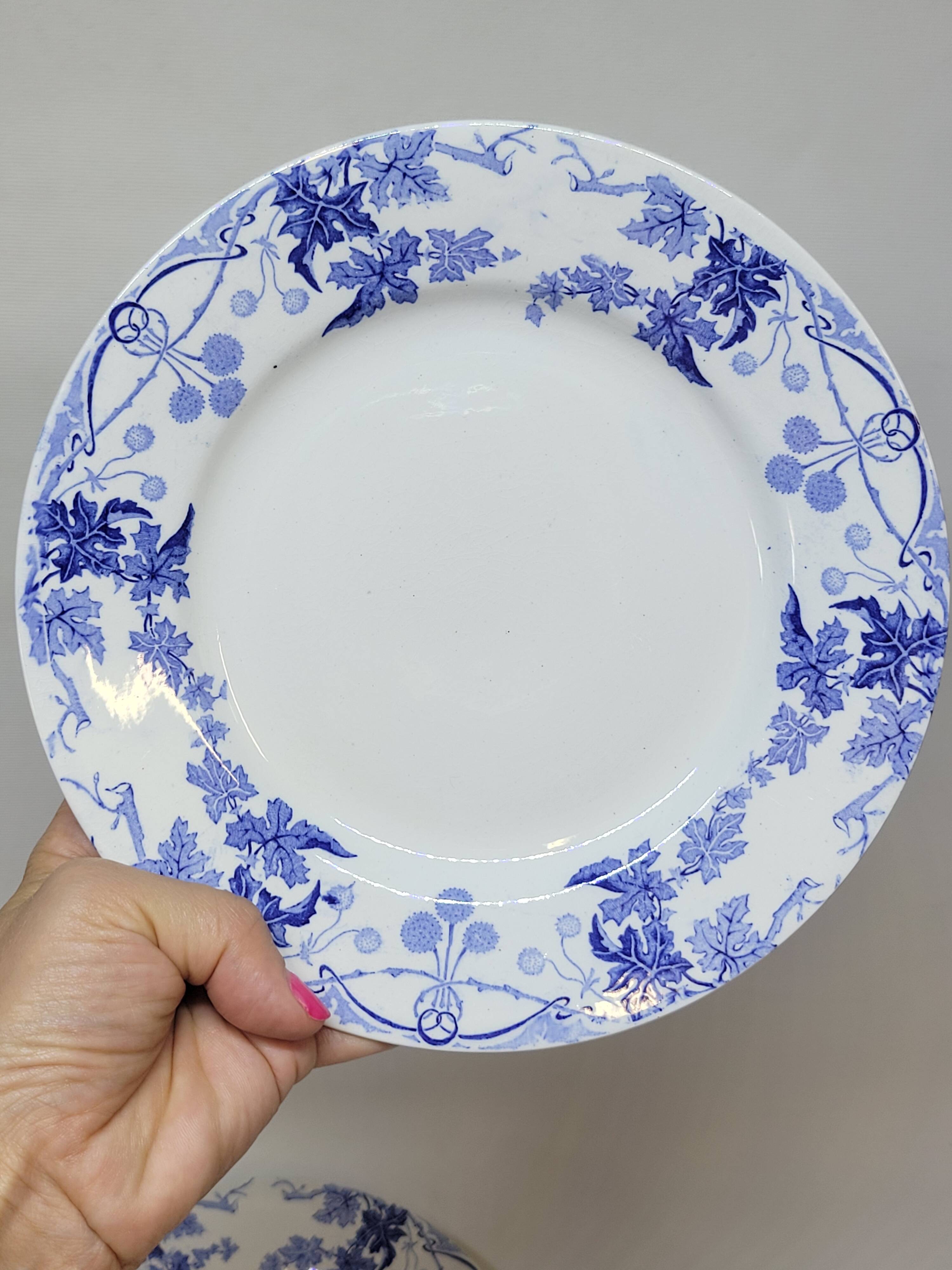 6 Small Flat Plates KG Lunéville Model Lautrec Art Nouveau Decor