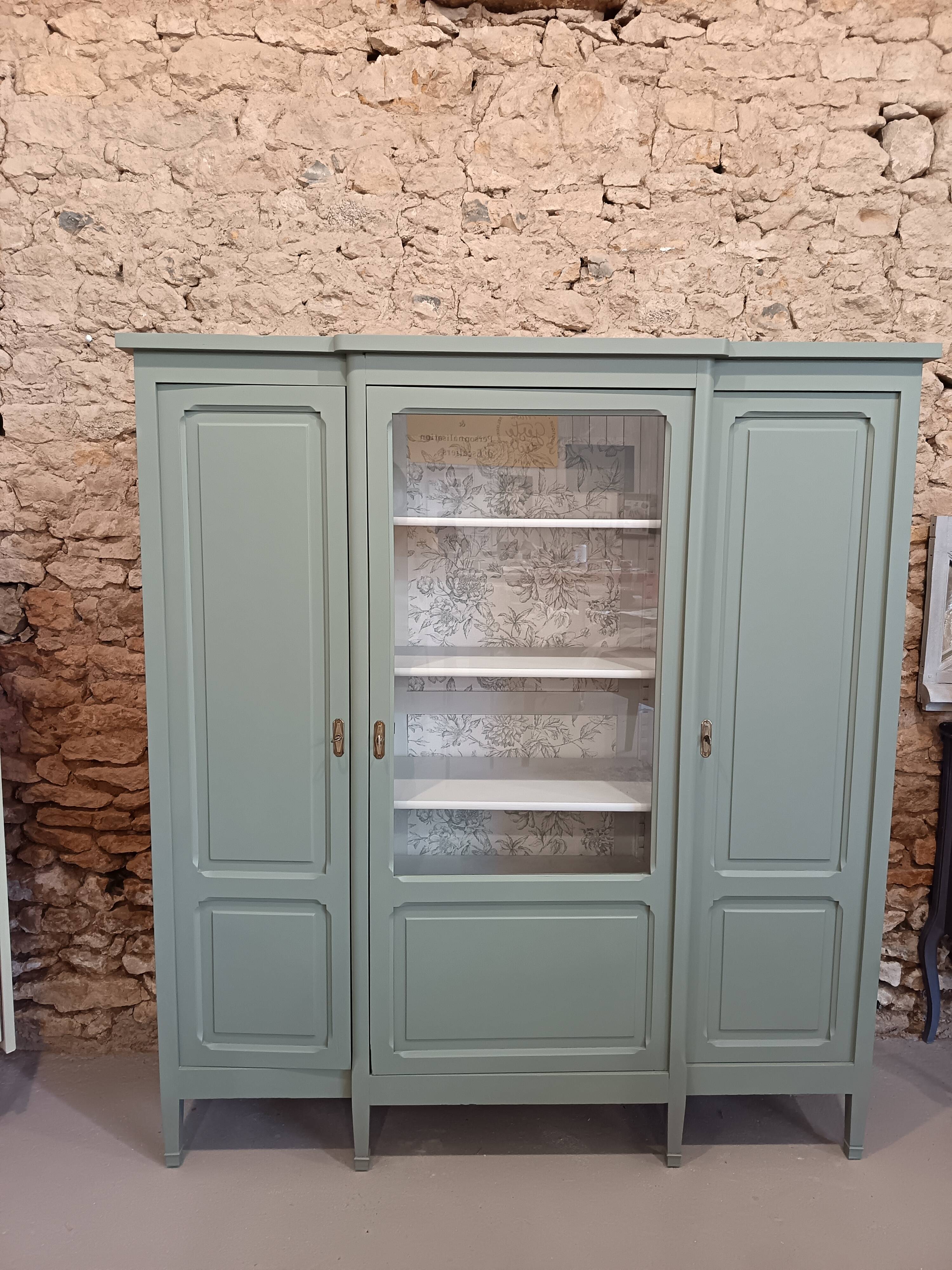 Bronze green display cabinet bookshelf