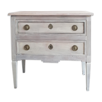 Commode ancienne patinée