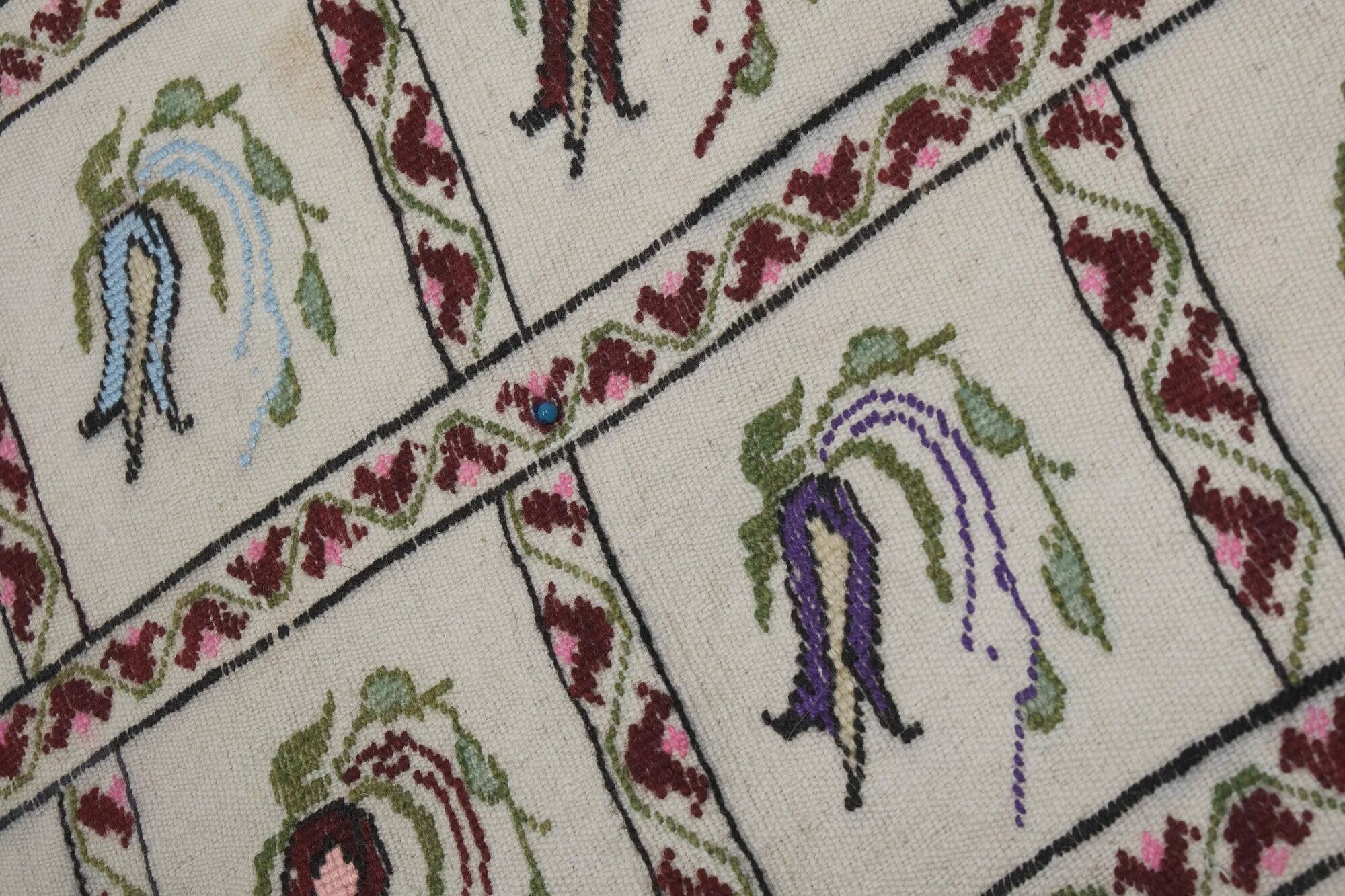 Vintage Turkish kilim, handwoven, 116x124 cm.