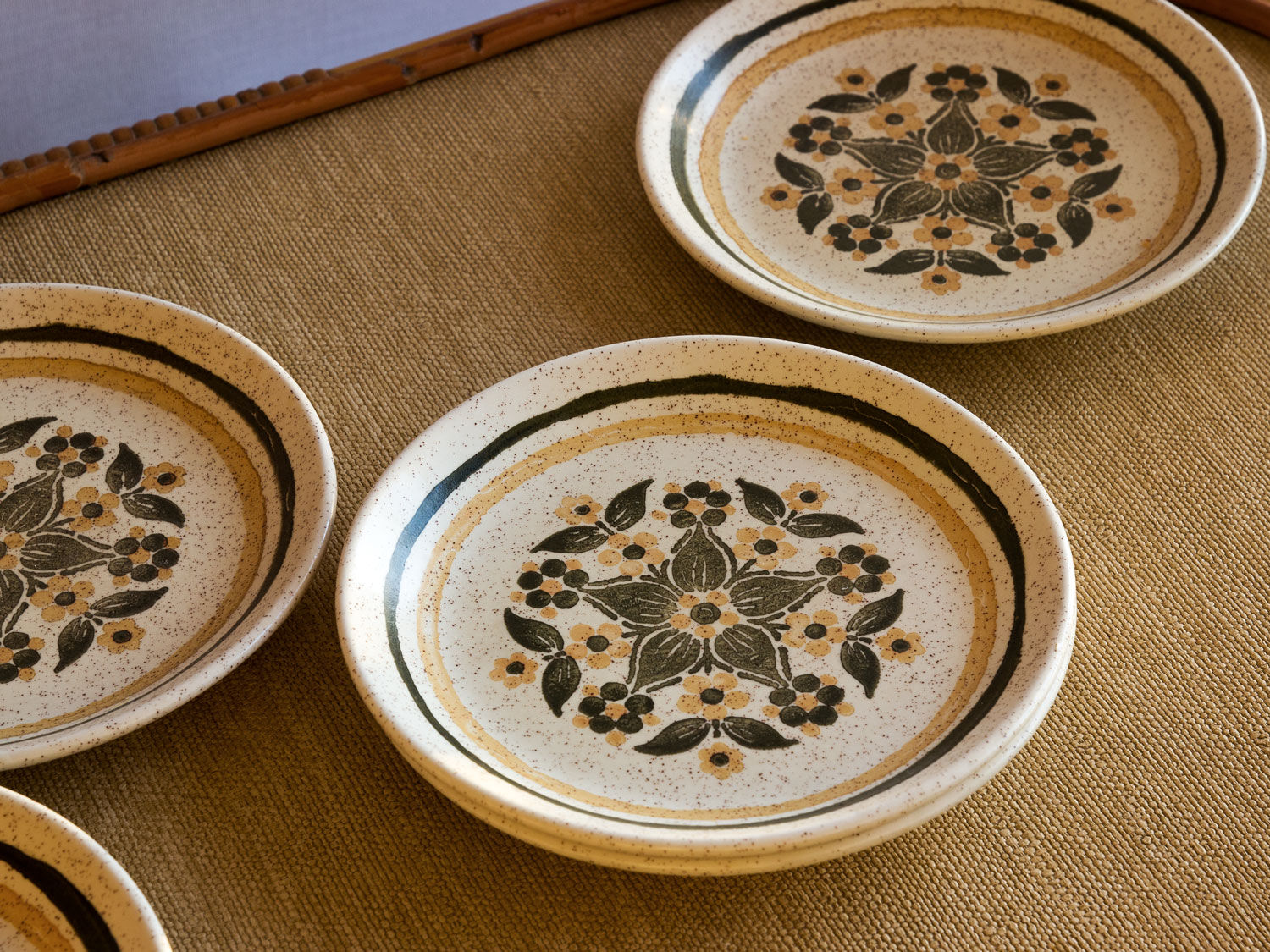 Biltons dessert plates