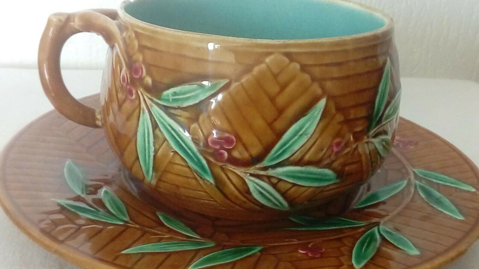 Lunch in dabdtine cup a chocolate onnaing sarreguemines