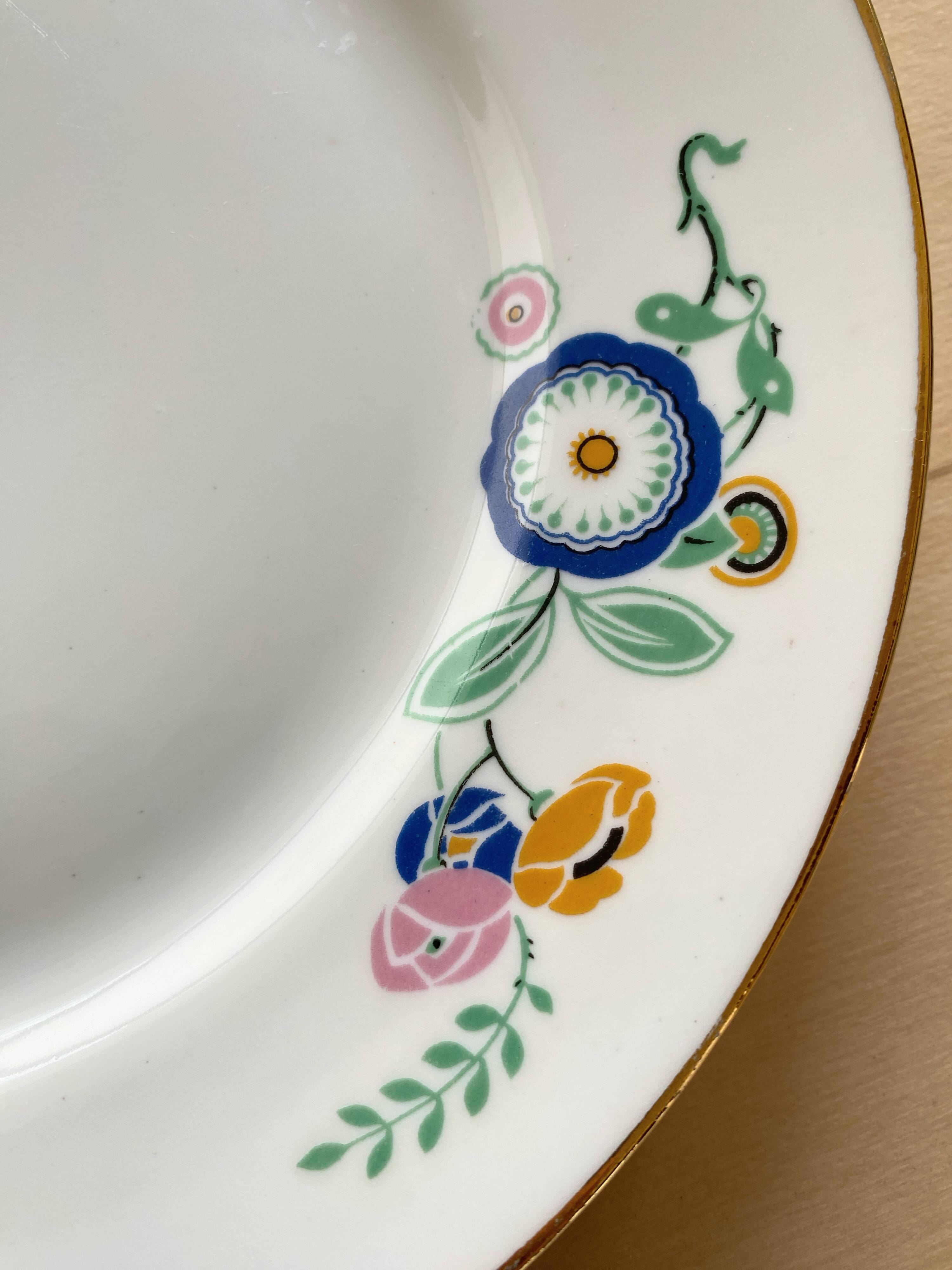 6 vintage plates in white Limoges porcelain signed TLB, flowers