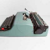 Olivetti Lettera 32 typewriter revised and new ribbon