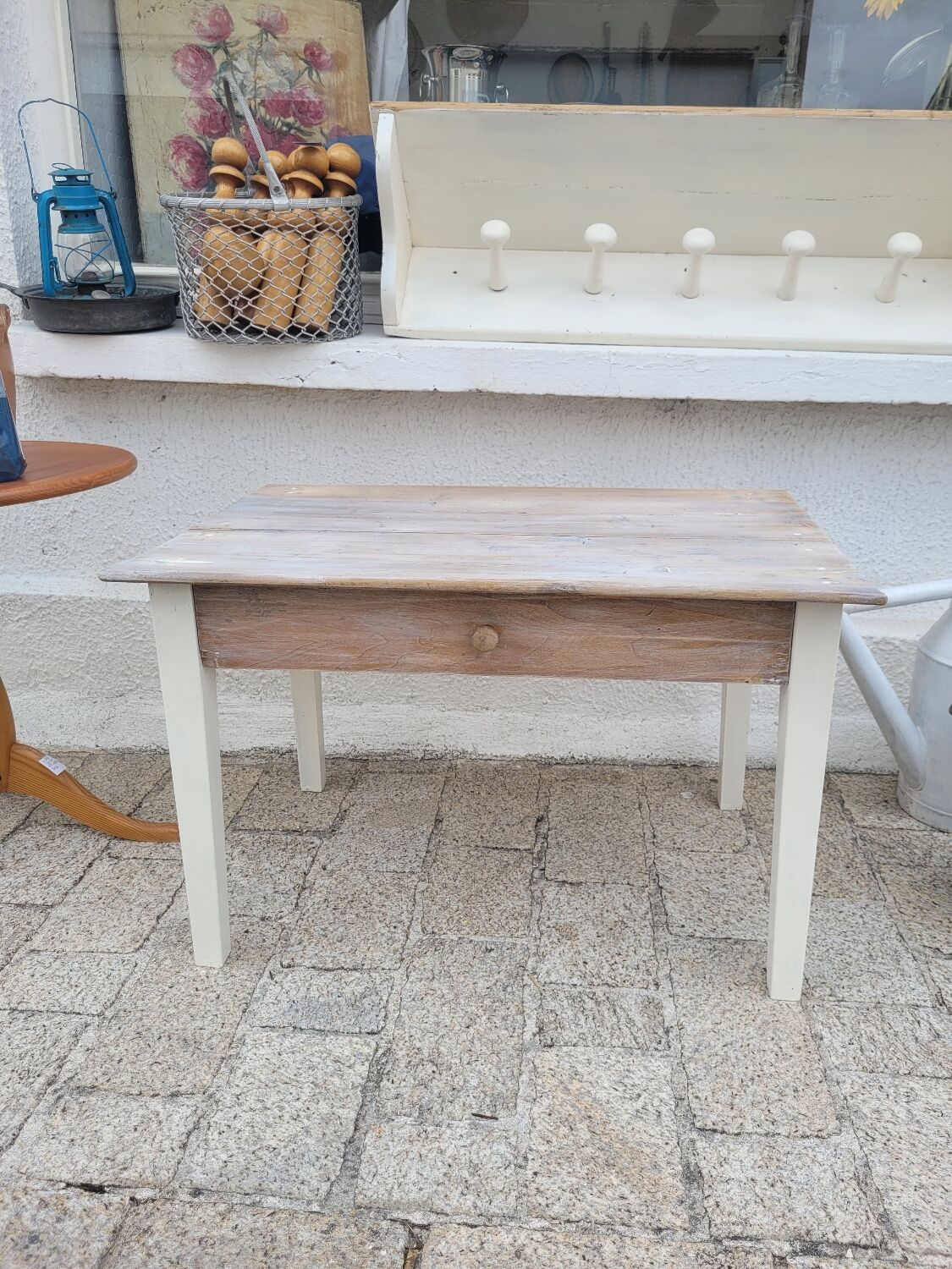 Vintage coffee table