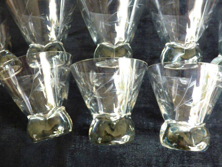8 crystal digestif glasses with a wheat ear pattern