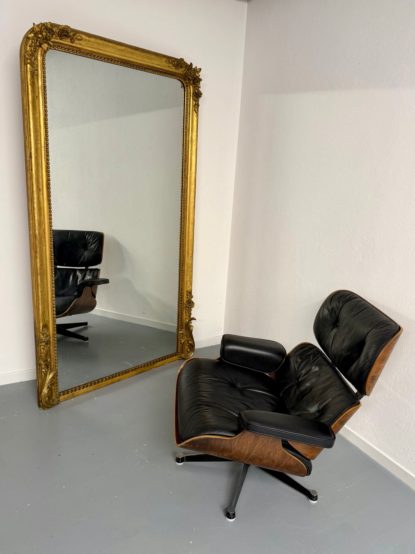 Large Napoleon III mirror with wooden gilded frame, 19th century, 200 cm.