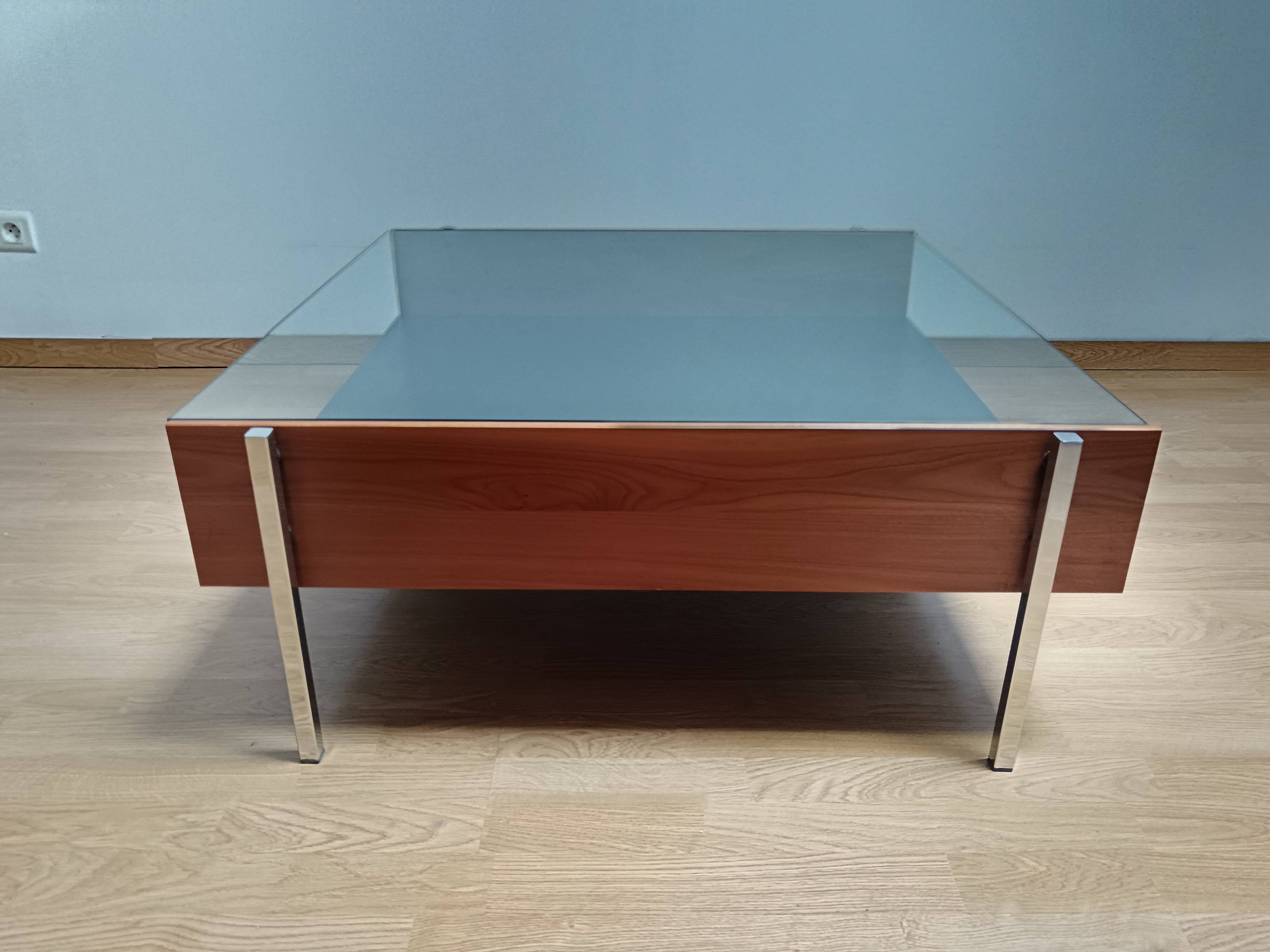 Wood and glass coffee table, Robin Day for Habitat