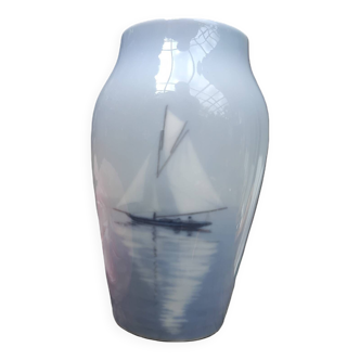 Petit vase art nouveau signé Royal Copenhagen